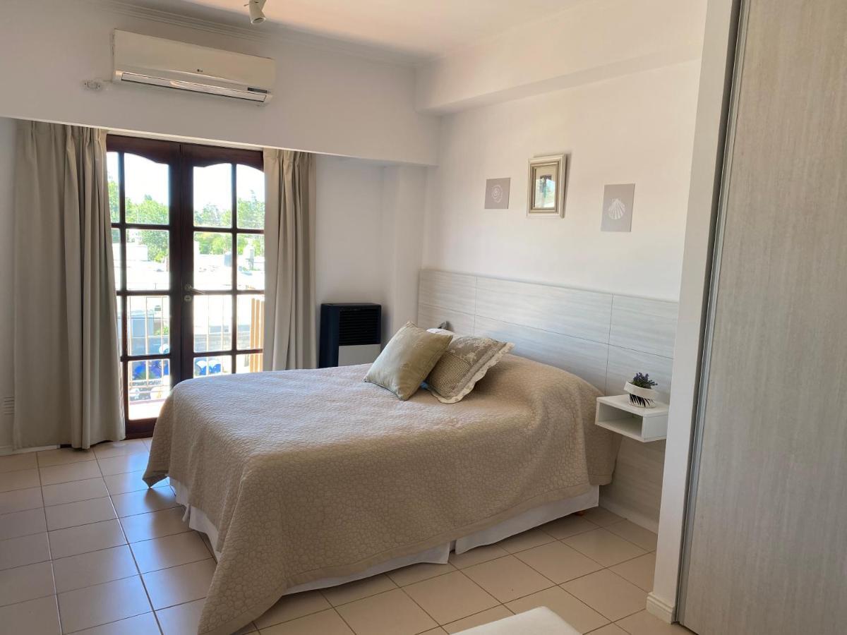 Oasis Del Sur Apartment Пуерто Мадрин Екстериор снимка