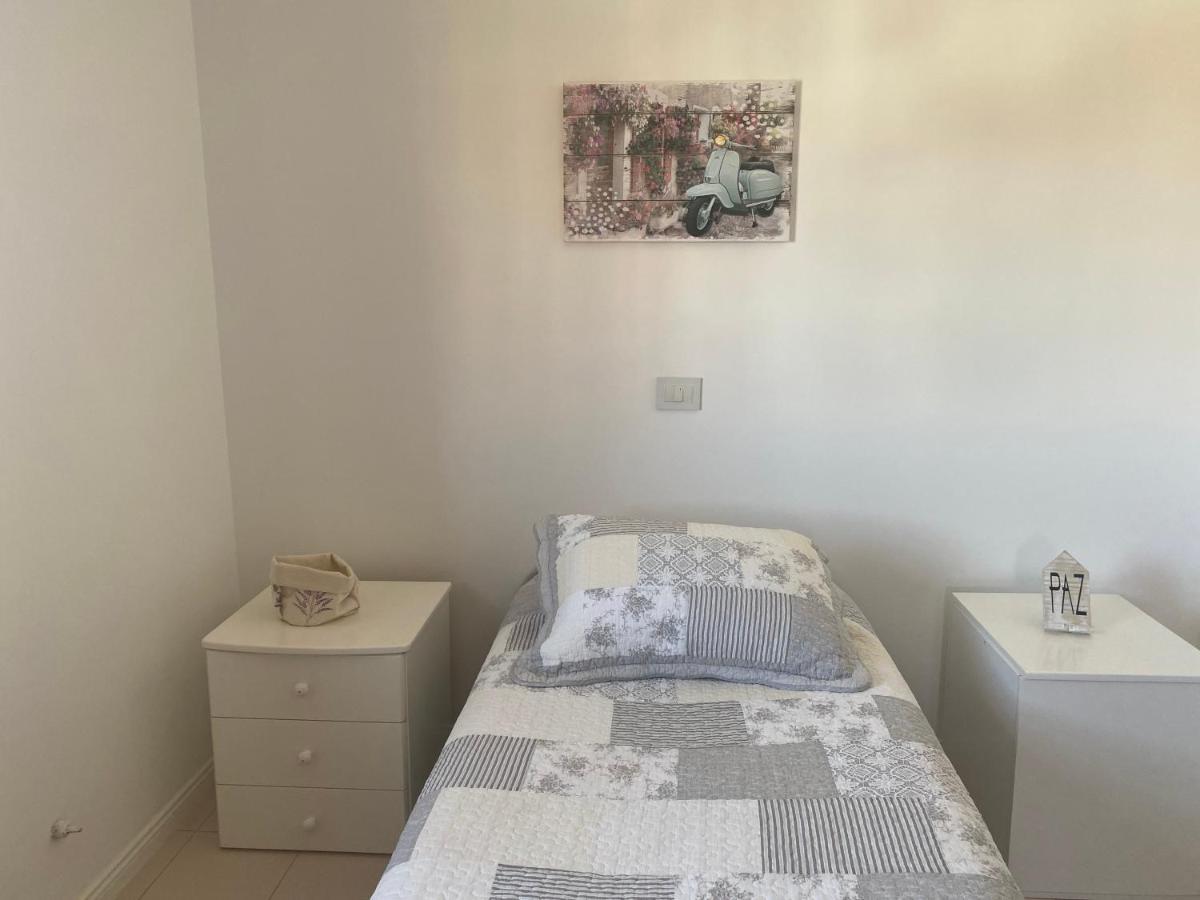 Oasis Del Sur Apartment Пуерто Мадрин Екстериор снимка