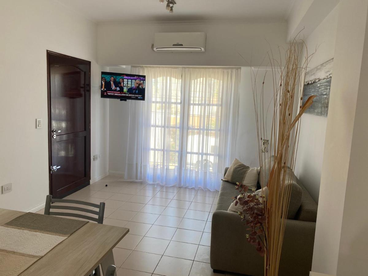 Oasis Del Sur Apartment Пуерто Мадрин Екстериор снимка