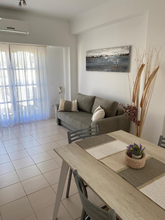 Oasis Del Sur Apartment Пуерто Мадрин Екстериор снимка