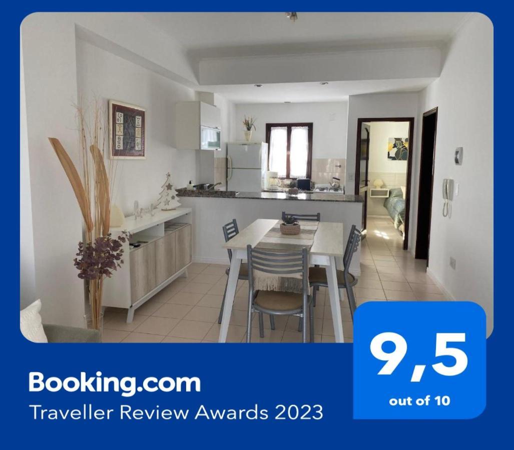 Oasis Del Sur Apartment Пуерто Мадрин Екстериор снимка
